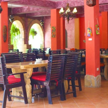 Hotel Ciudad Blanca Copan Exterior photo